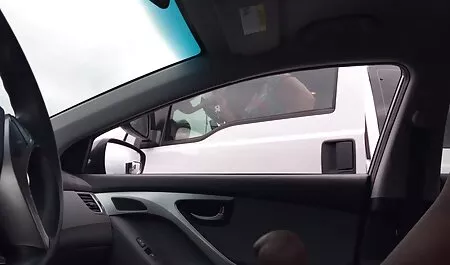 Une grosse jeune femme ronde nu Petite bite en toi.