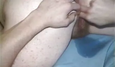 Noir est difficile de baiser un vidéos femmes nues homme blanc.