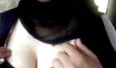 Les amis n'ont pas femme ronde nue video payé pour partir.