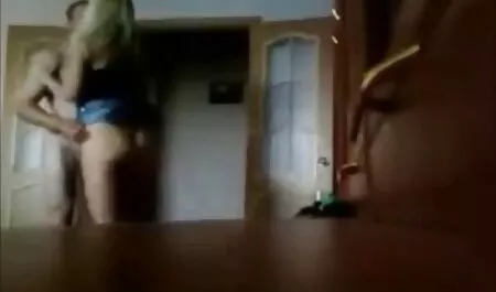 Compilation avec les grosse sein nue filles les plus chaudes avec Périscope