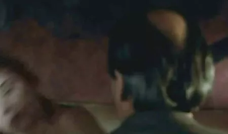 Shita l'a vu grandir là-haut. femme nue video x