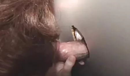 Anal avec une fille avec des lunettes dans hommes nus video la cuisine