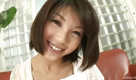 Un russe de video de femme enceinte nue jouer avec un ami.