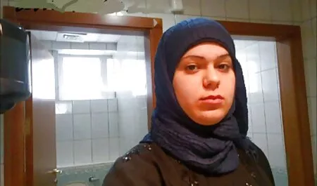 La femme trahit un zahia nue video ami.