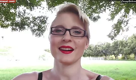 Le sirop a été spécifiquement donné à ma petite amie pour la rendre confortable. video de vieille femme nu