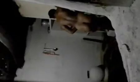 Deux hommes noirs baisent un jeune fille nue video bel homme.
