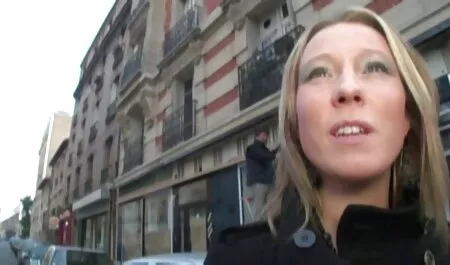 Matin ma femme nue video anal formation avec dentelle leggings