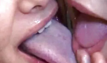Mon père a violé sa fille et zahia video nue a vu mon frère.