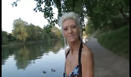 Double langue pour les jeunes enfants video sophie favier nue