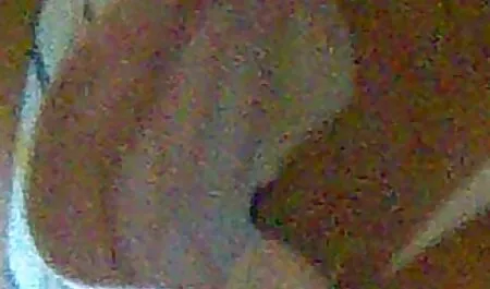 ♪ video femme nue Babe Baise Anale sous les seins ♪