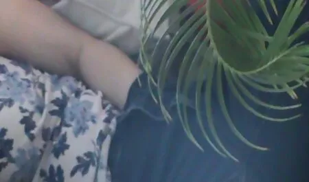 Son video femmes nues poilues beau-père l'a violé une jeune fille.