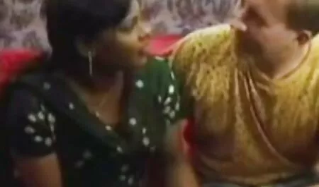 Clito vidéo gratuite fille nue De Formation