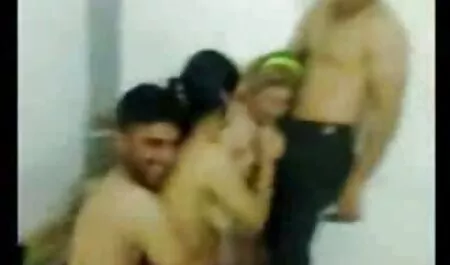Modèles stupides de désir video de vieille femme nu