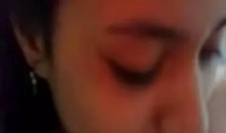 Exposer la soeur video africaine nue russe au cancer et exploser