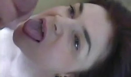 L'homme video de belles femmes nue trompe les jeunes asiatiques.