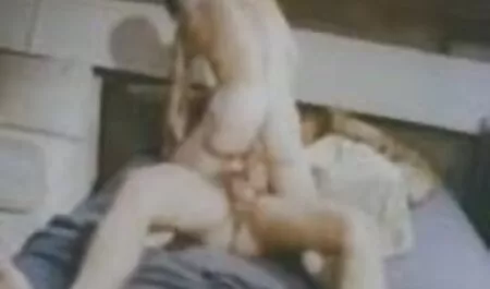 Belle collection video fille nue plage de massages avec extrémités du visage